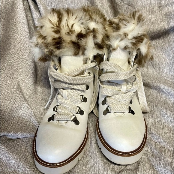 White Mountain Glamorous Lug Sole Shearling Booties from Macy’s Sz 7.5 - Picture 8 of 8